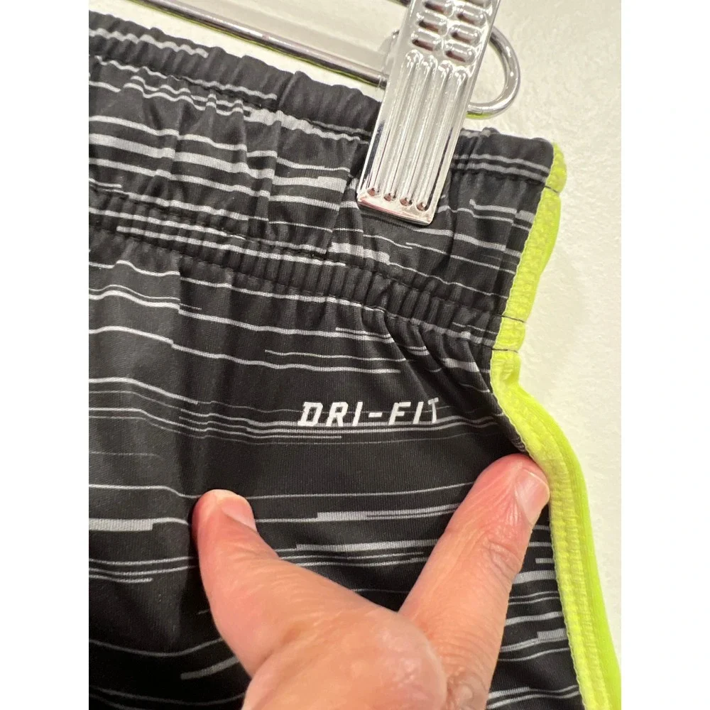Nike perfect section more